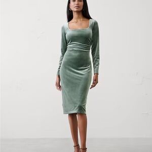 LOFT Sage Velvet Long Sleeve Dress